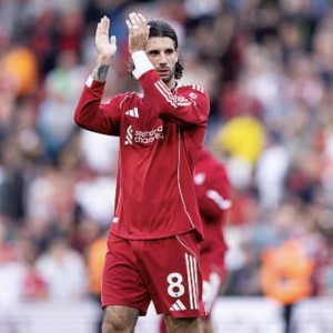 基恩：利物浦即使没在最佳状态也能赢，这就是冠军球队的表现