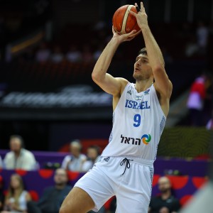 开云体育官网-欧锦赛场均16.5分！美记：开拓者等三队有意以色列内线索尔金